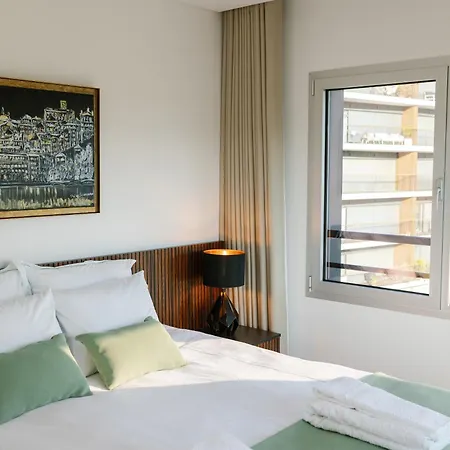 Park River Apartment